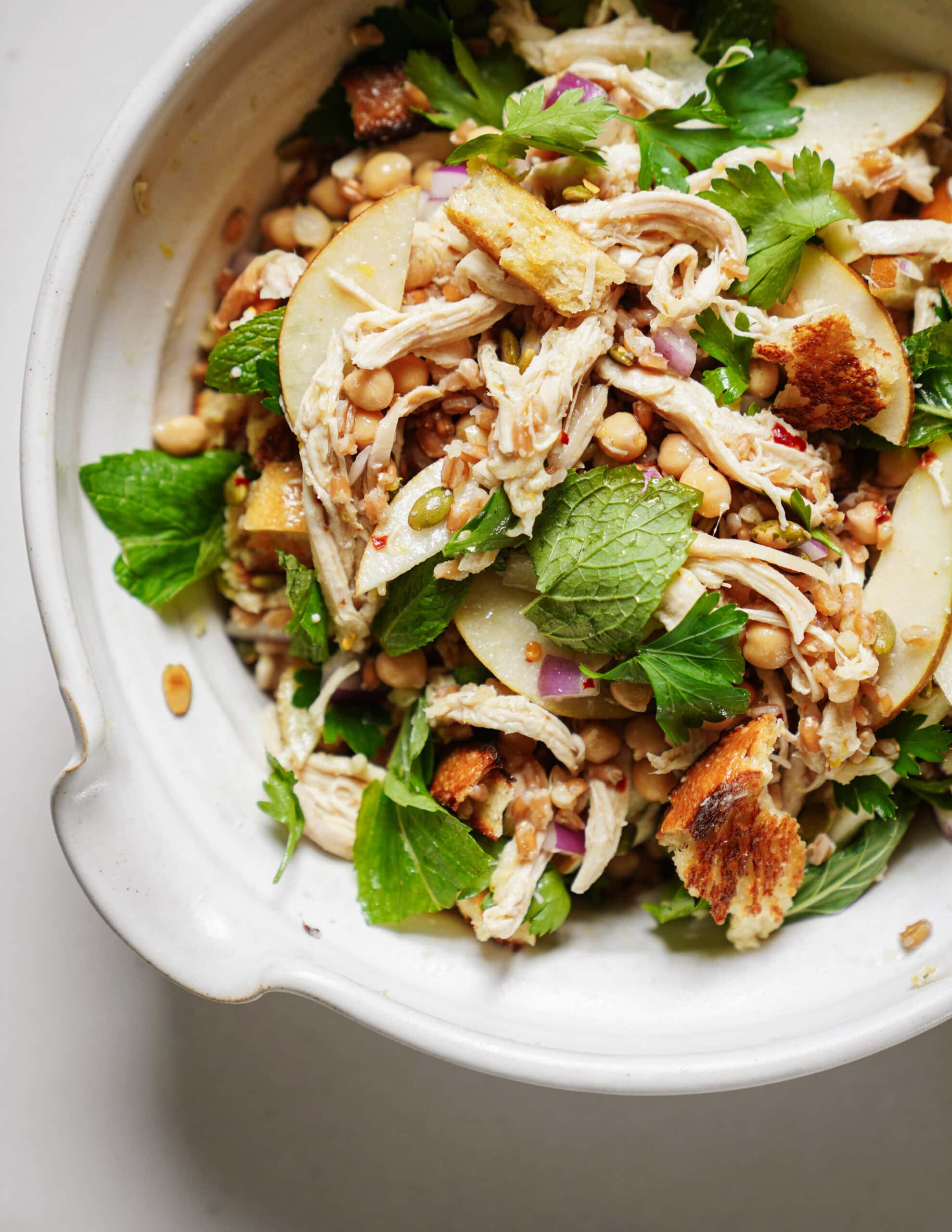 Texture Heaven: Wholesome Farro Chicken Salad for Energy & Flavor